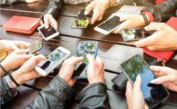I SOCIAL MEDIA